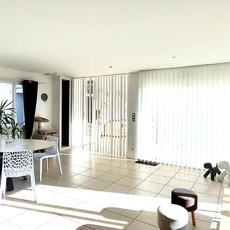 Maison Des Oliviers - Climatisee - Piscine - Proche Ile De Re - La Rochelle Villa